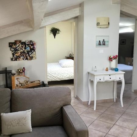 Bed and Breakfast Les Lauriers Camps-la-Source Exterior foto