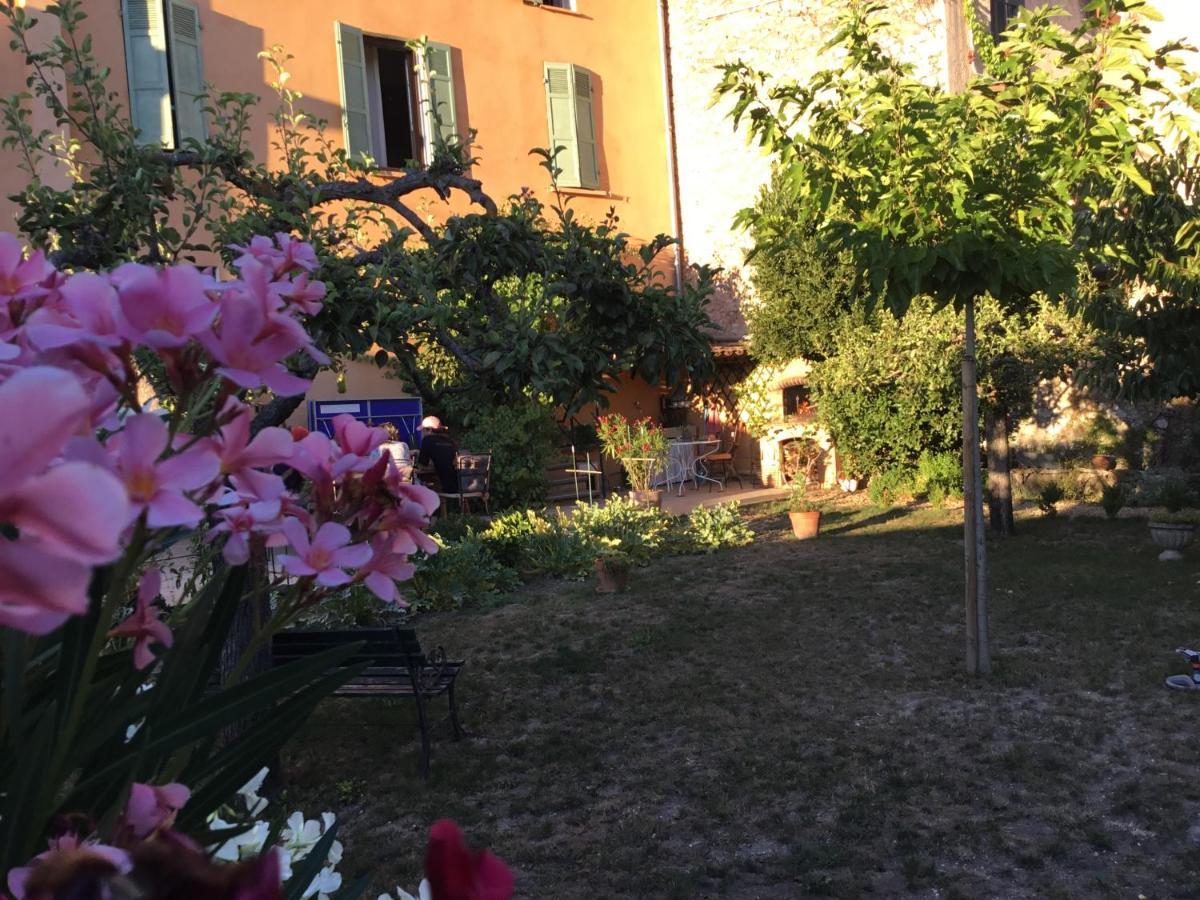 Bed and Breakfast Les Lauriers Camps-la-Source Exterior foto